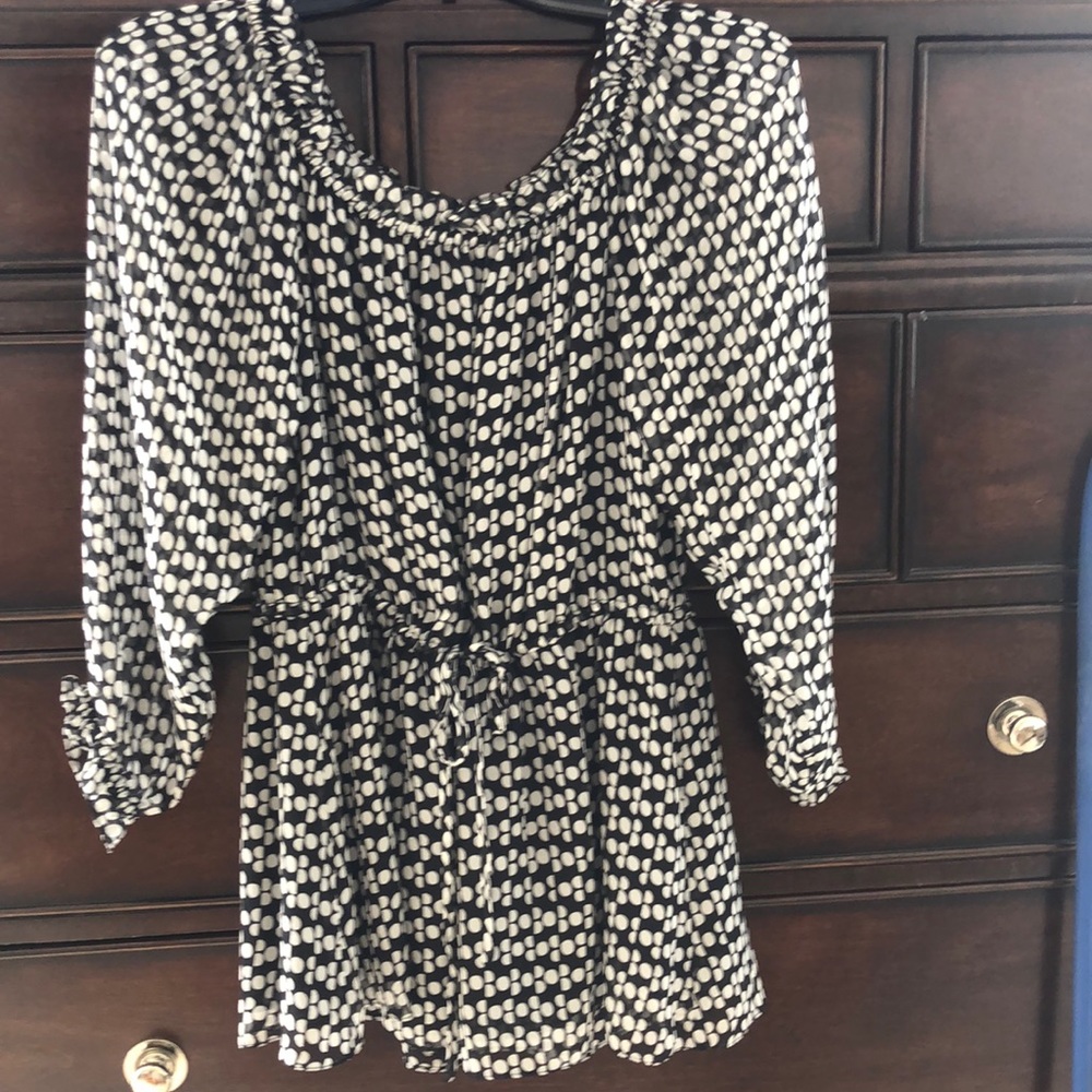 DIANE VON FURSTENBERG BLK/WH SILK POLKA DOT BLOUSE